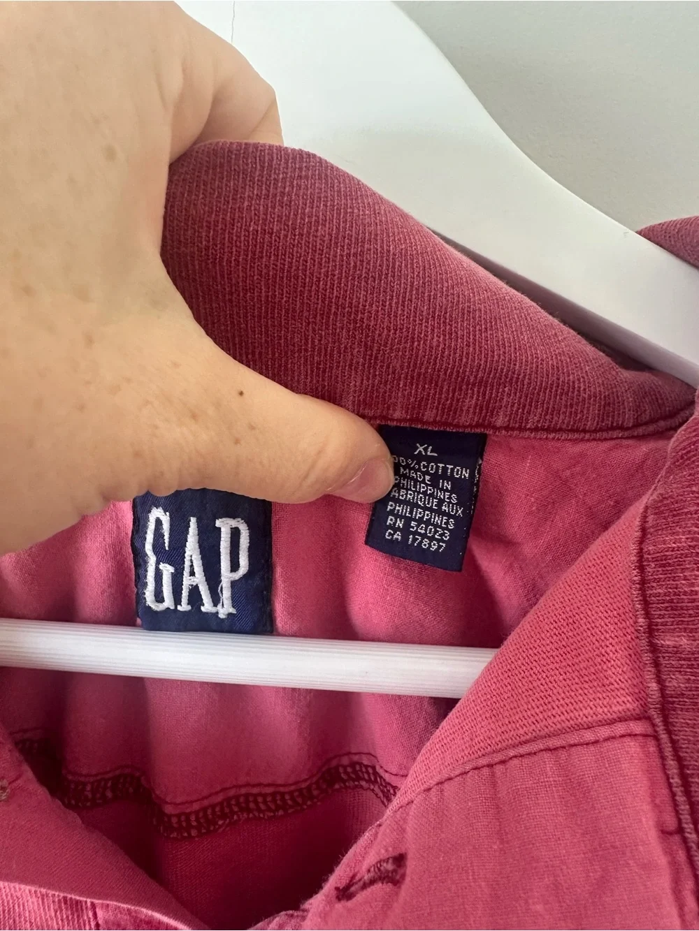 GAP Men’s Vintage Rugby Tee Red Striped Long Sleeve Henley Tshirt Sweater XL VTG